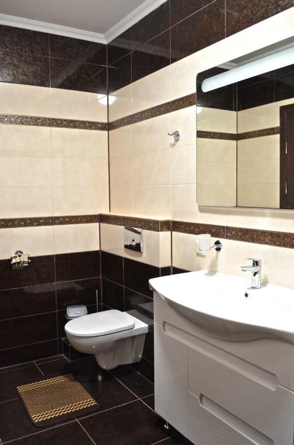 Knyazhyi Dvir Apartment Strigalnya Exterior photo